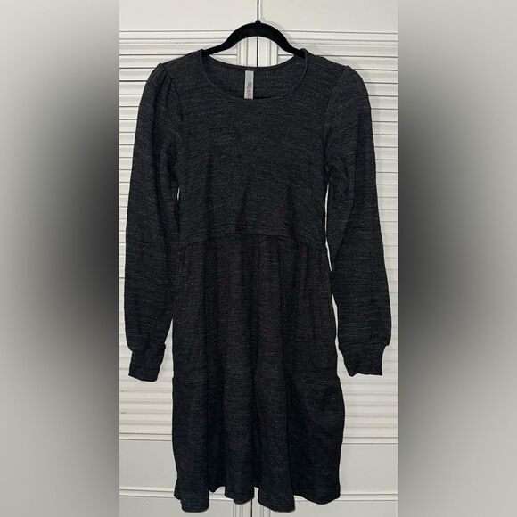 Latched Mama Waffle Knit Long Sleeve Tiered‎ Charcoal Gray Nursing Dress Size S - Picture 1 of 10